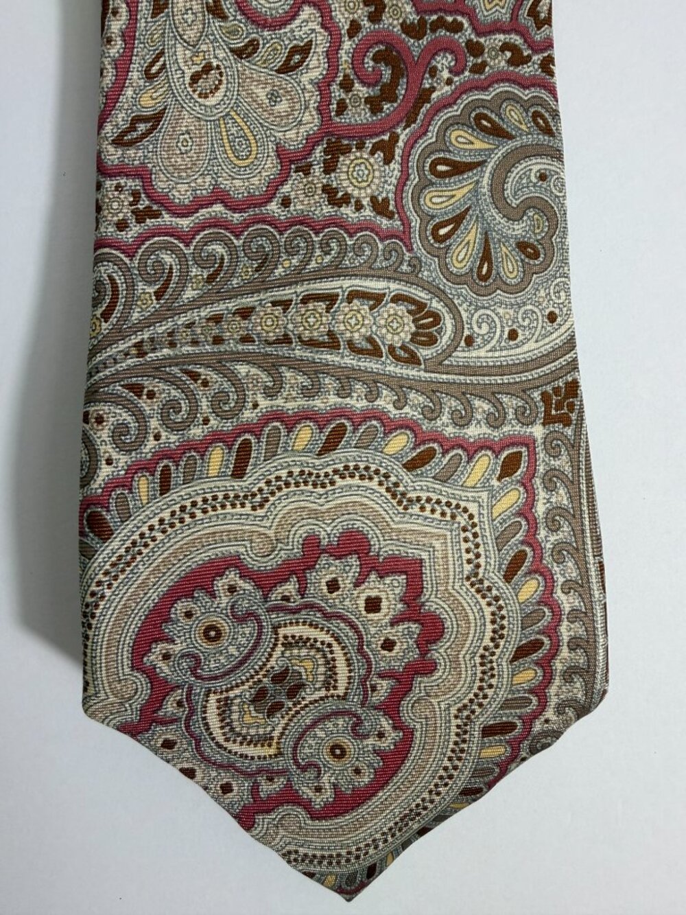 Vintage Kuppenheimer Tie Italian Silk Made In USA Paisley Red Gray Taupe VTG
